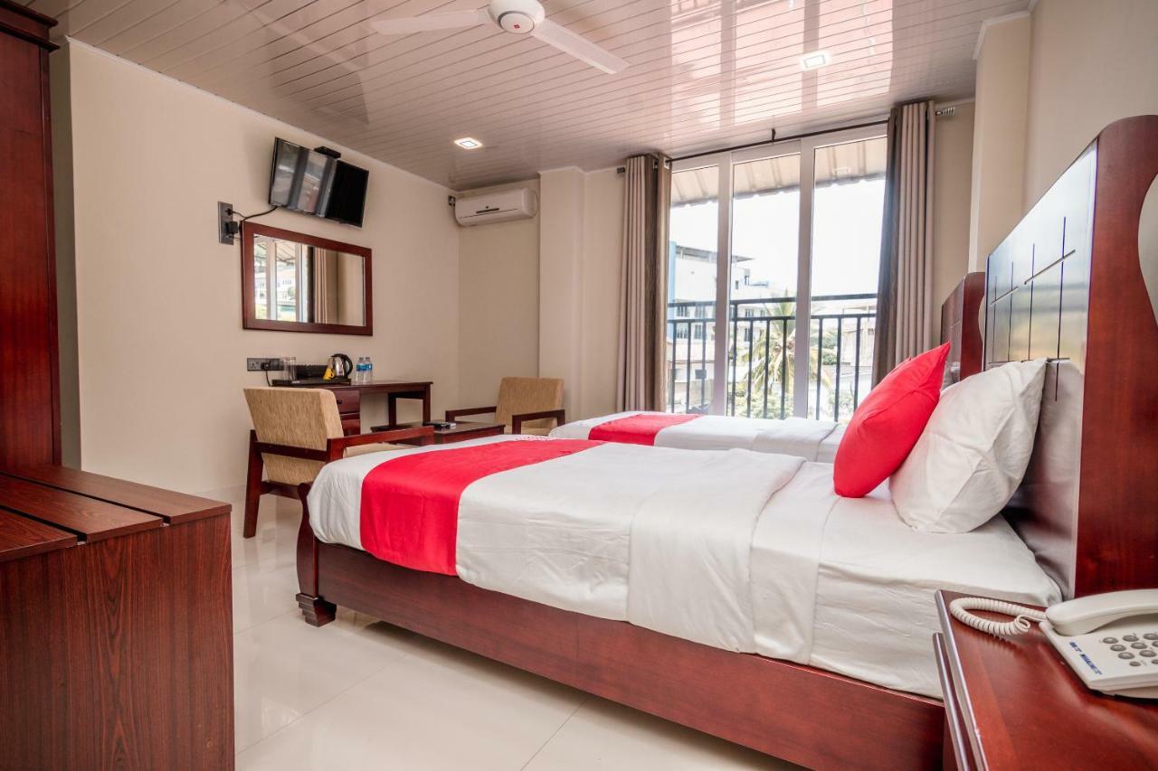 ชาโนรา ฮิลล์ Hotel แคนดี้ ภายนอก รูปภาพ
